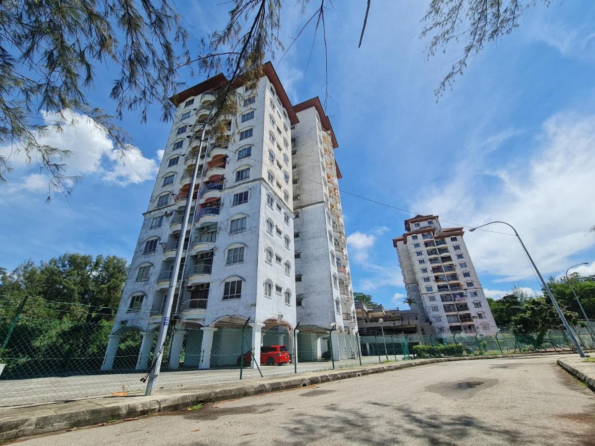 Sunshine Bay Resort Port Dickson Exterior foto