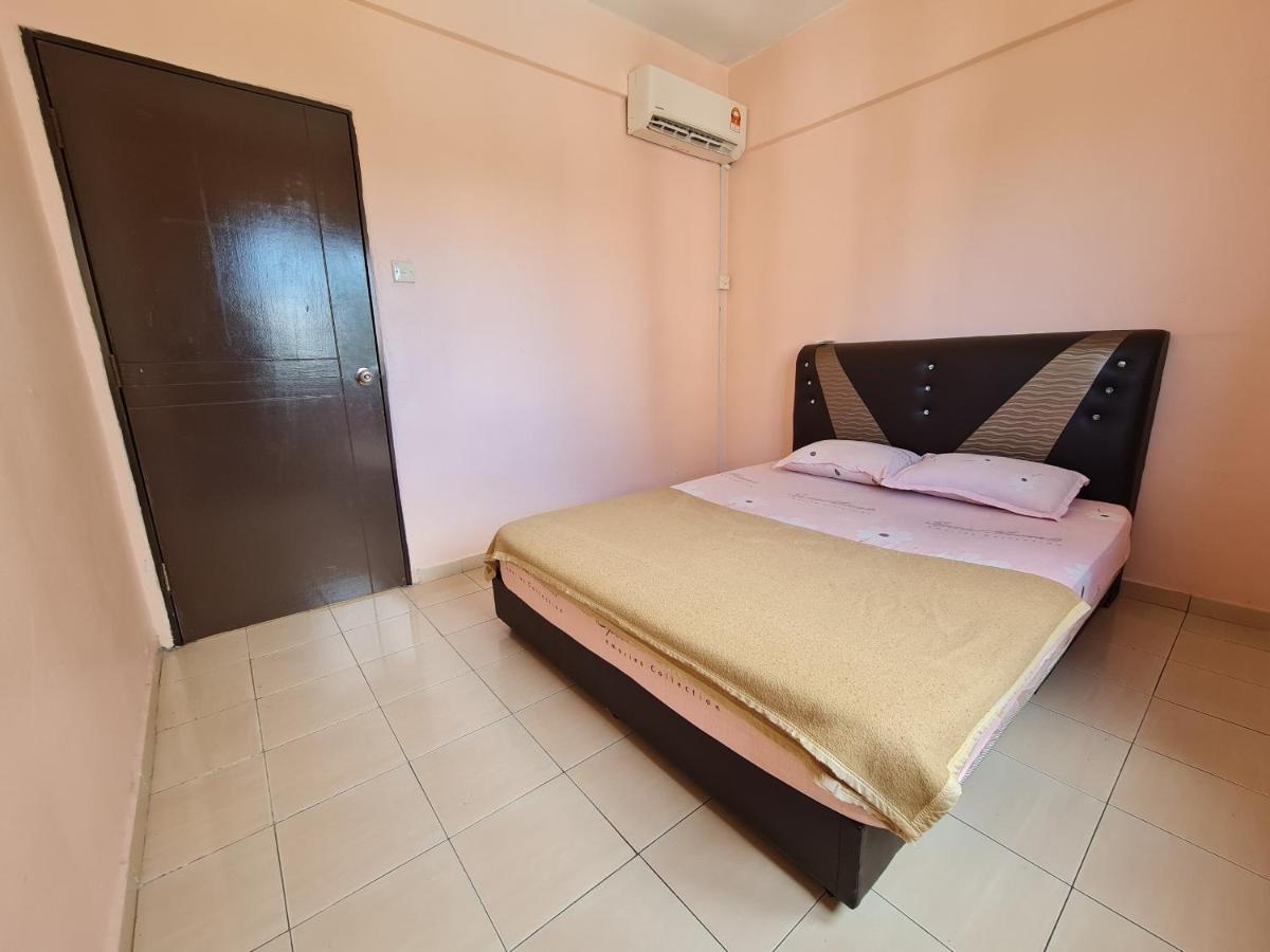 Sunshine Bay Resort Port Dickson Exterior foto