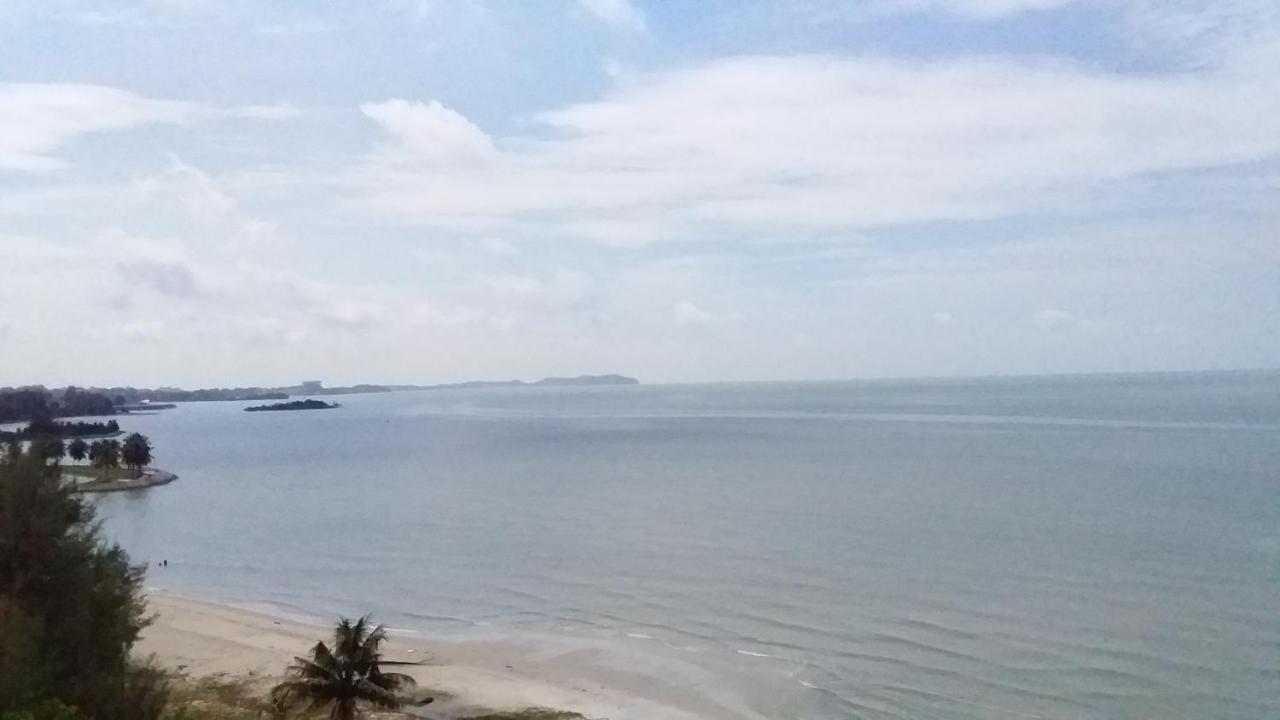 Sunshine Bay Resort Port Dickson Exterior foto
